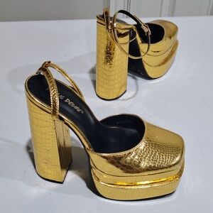 Public Desire Women's Chic Gold Platform Heels Size 7